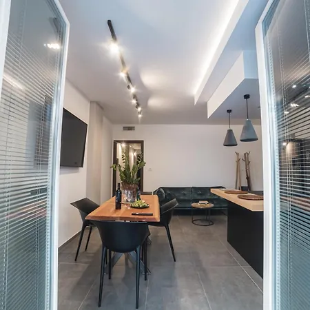 Piazza Mazzini 90 Mq 5