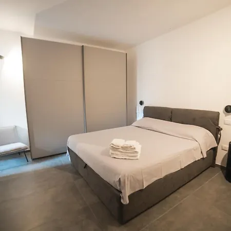 Piazza Mazzini 90 Mq 5 לצ'ה