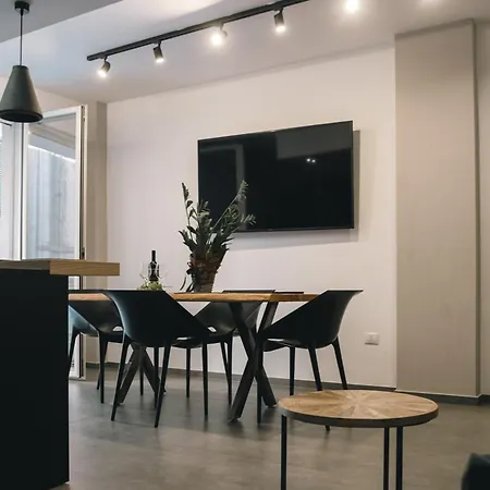 Piazza Mazzini 90 Mq 5 *